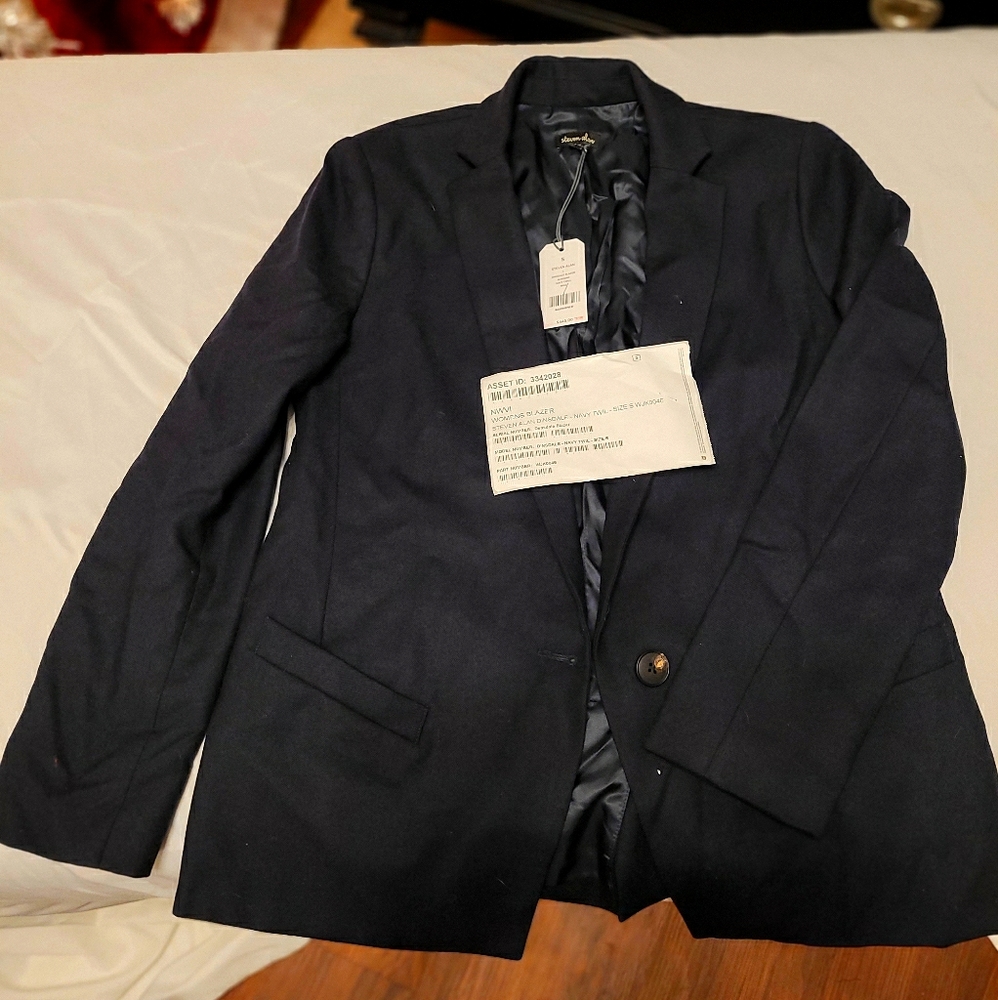 Ladies sports jacket